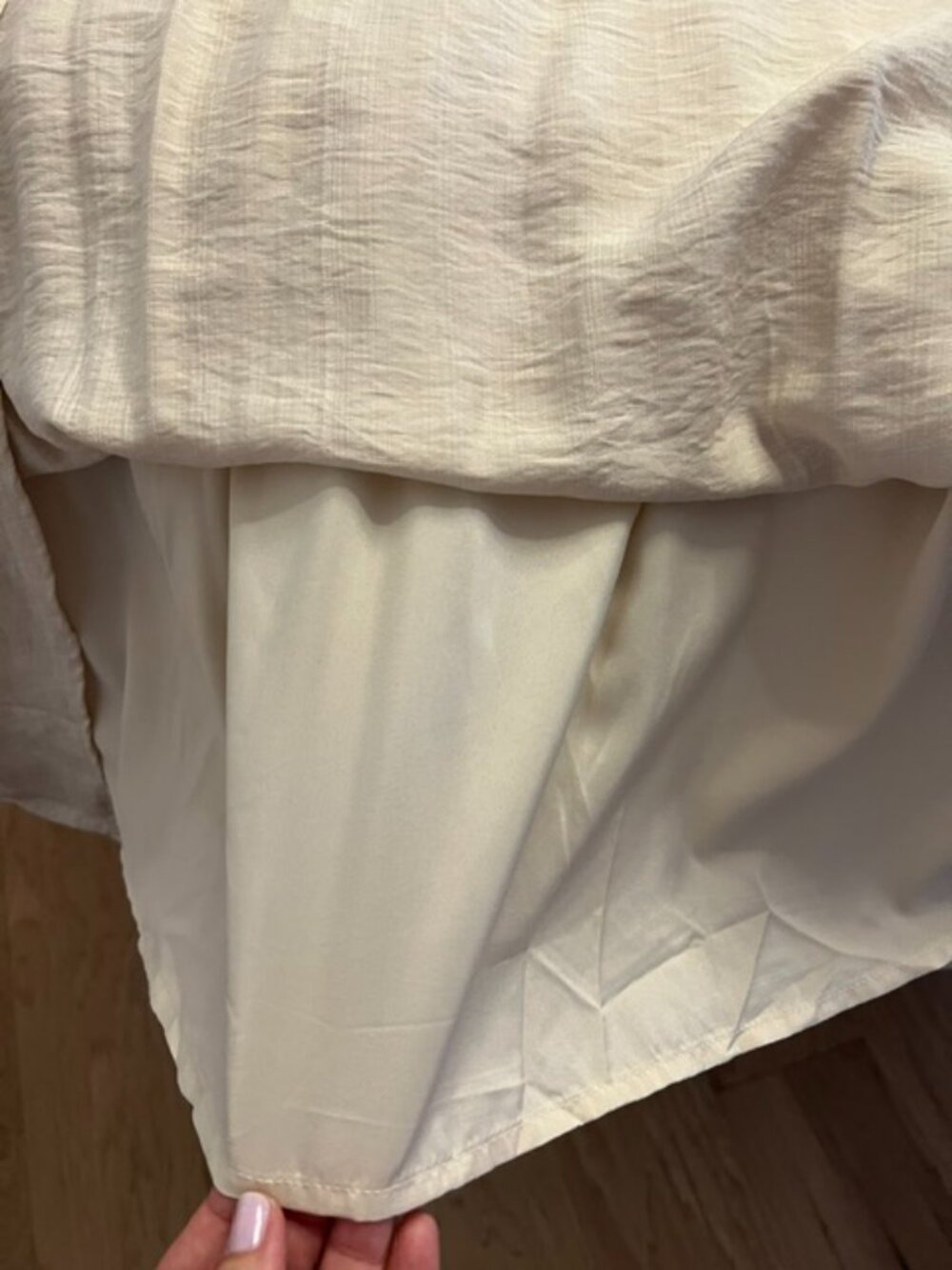 Moon River Black and Cream off shoulder dress - Picture 5 of 6